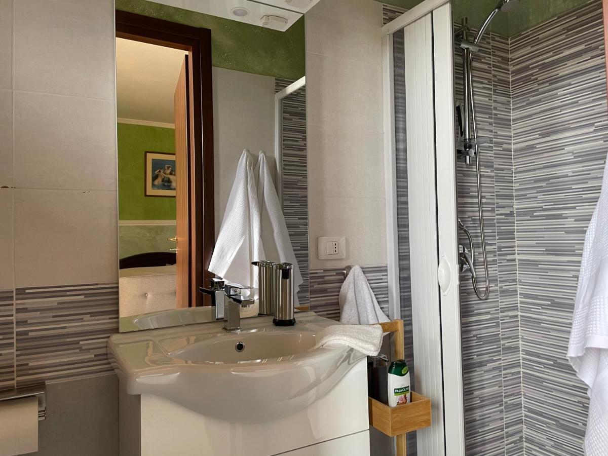 Residence Don Turi Виллафранка-Тиррена Экстерьер фото
